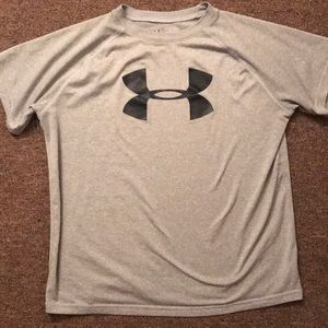 Light grey Under Armour top